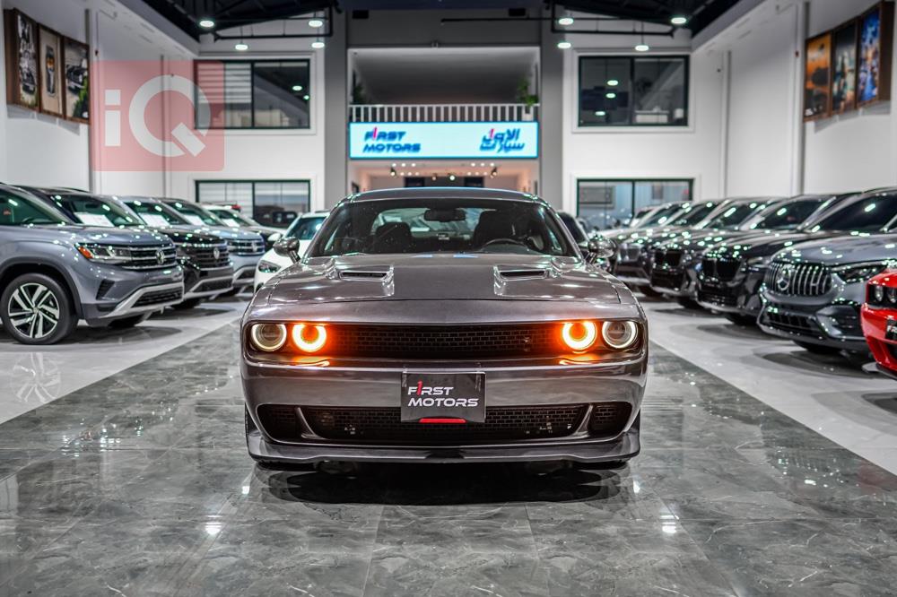 Dodge Challenger